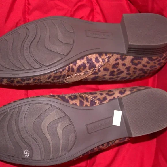 Easy Street Peace Leopard Super Suede NIB 7, 7.5, 8, 9 / Mediums and Narrows - Picture 8 of 14